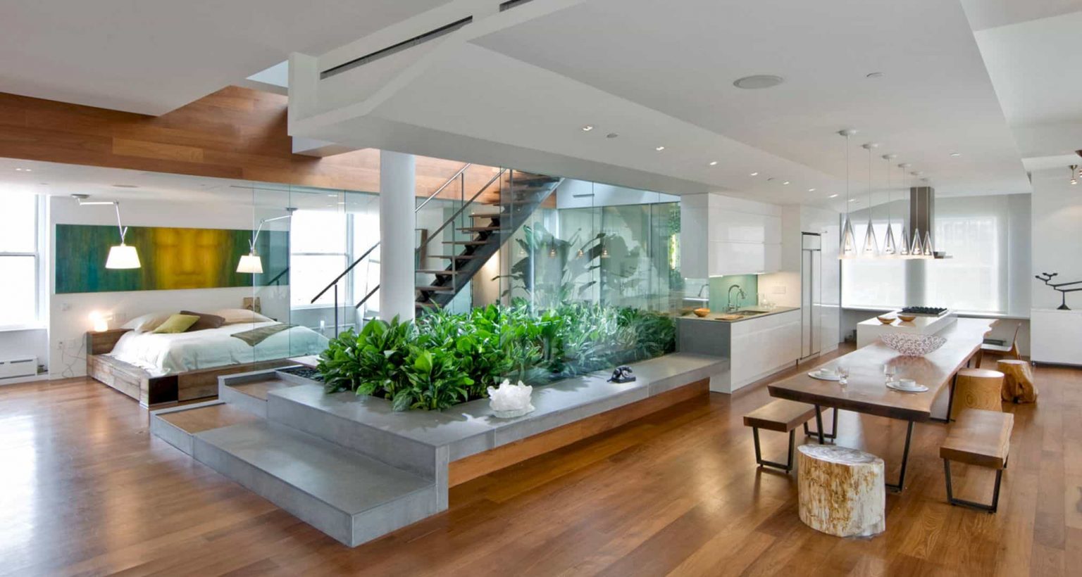 The Green Penthouse: Eco-Friendly Luxury Living